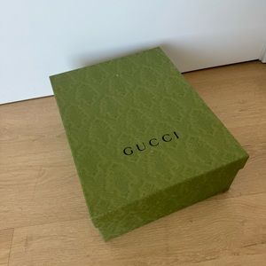 GUCCI box & dust bag